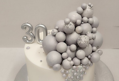 Декорирани торти за поводи /Кръщене, Годишнина, Завършване, Дипломиране/